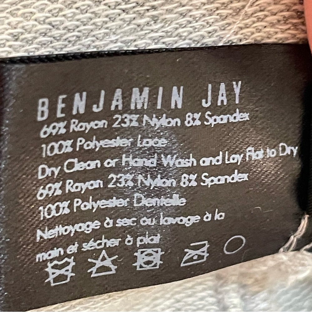 Benjamin Jay Light Gray Black Mesh Short Sleeve Top Women’s Size M - Picture 5 of 7